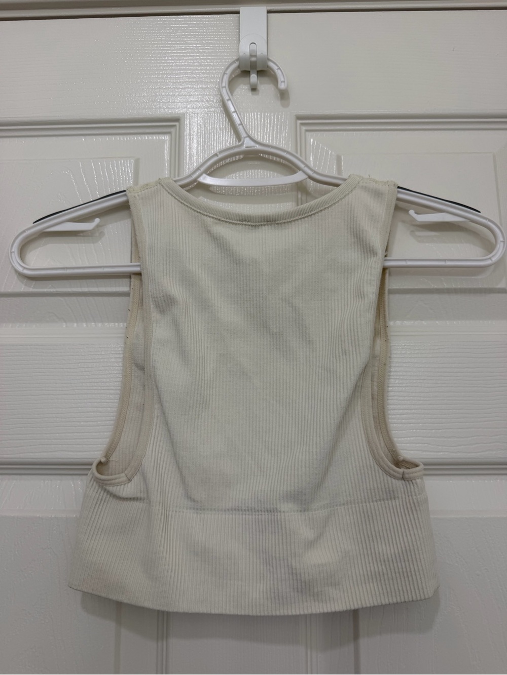 Princess Polly Ivory Ribbed Crop Tank - Picture 2 of 3